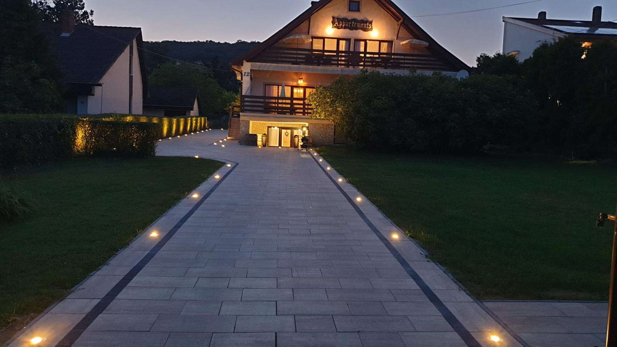 Sarreti Apartmanhaz Балатонфюред Екстер'єр фото
